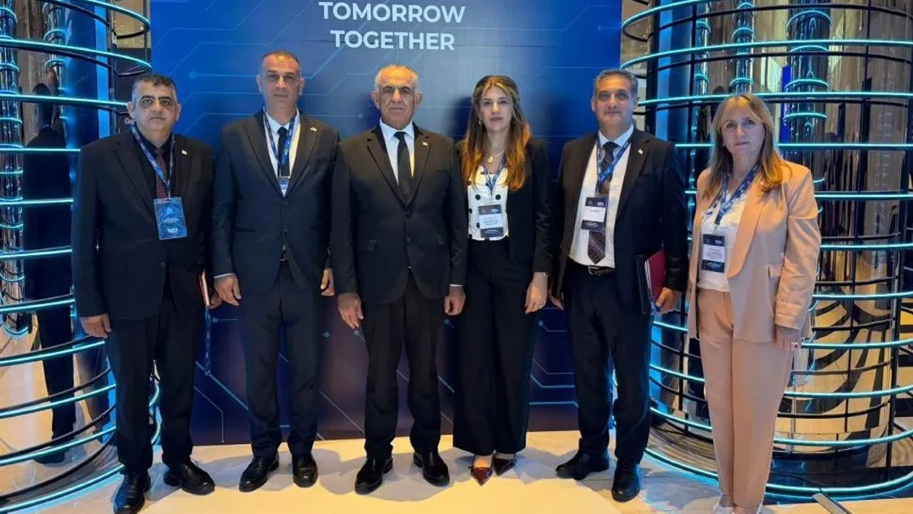 Çavuşoğlu, Türkiye Eğitim Teknolojileri Zirvesi’ne katıldı