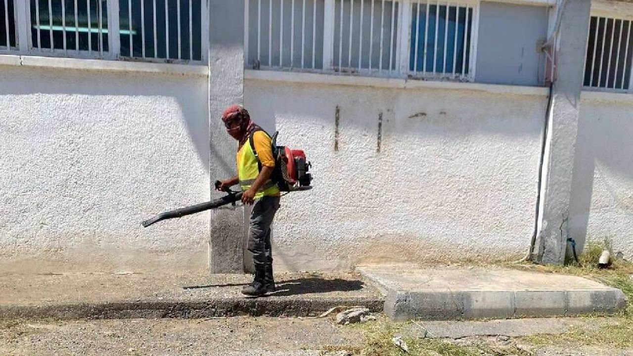 Spor Dairesi Müdürlüğü tesislerde temizlik çalışmalarına başladı
