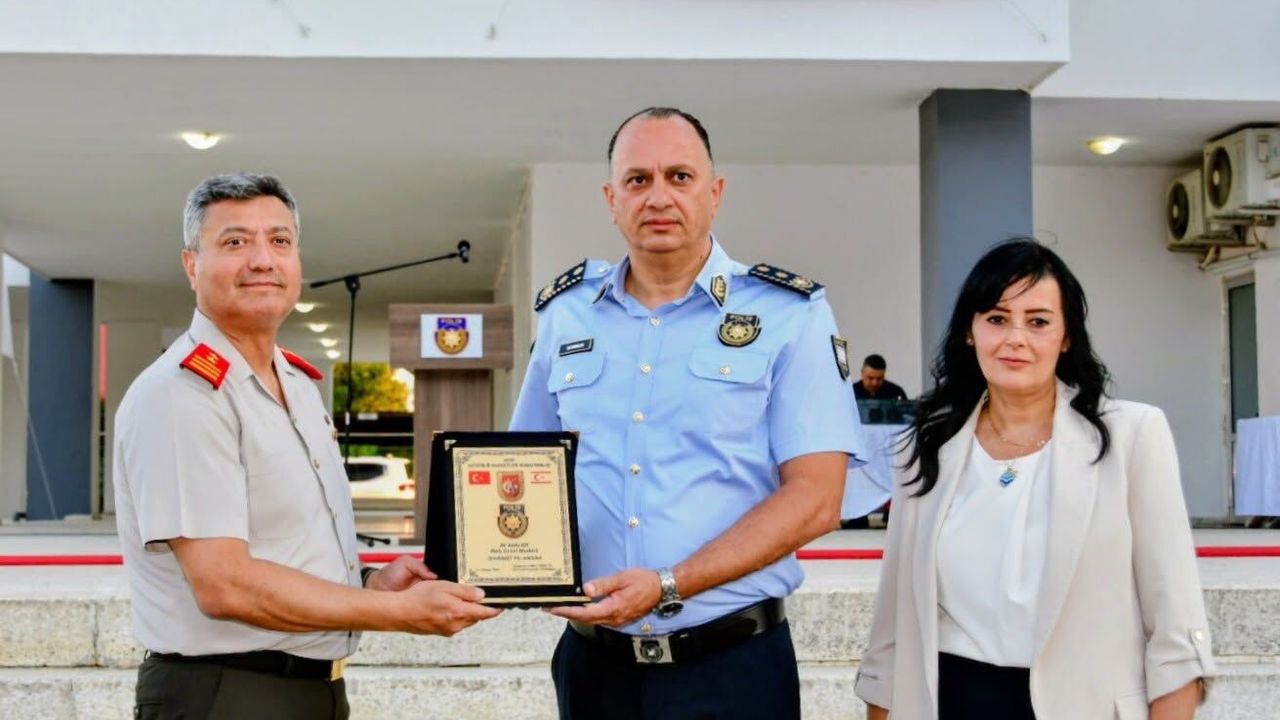 Ali Adalier’e 30 Yıllık Hizmet Plaketi Takdim Edildi