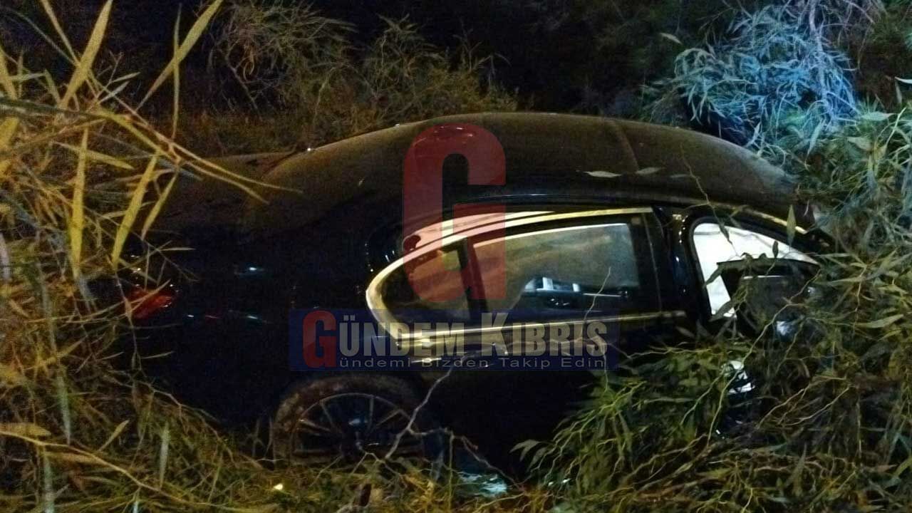 Direksiyon Hakimiyetini Kaybeden Sürücü Hastanelik Oldu