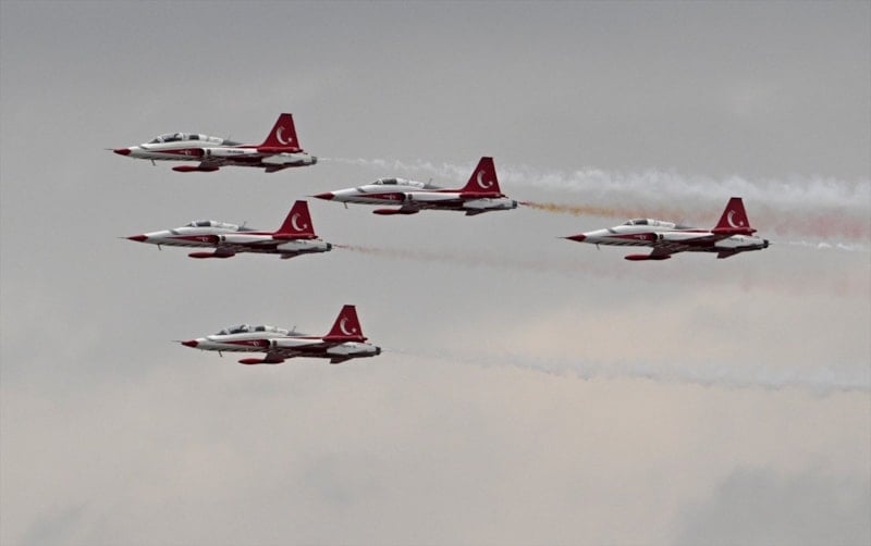 Türk Yıldızları NATO Zirvesi öncesi son provayı yaptı