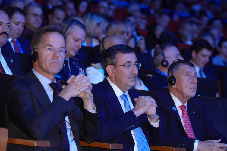 Cevdet Yılmaz: Savunma ihracatçısı ülkeler arasında ilk 10’a girmeyi hedefliyoruz