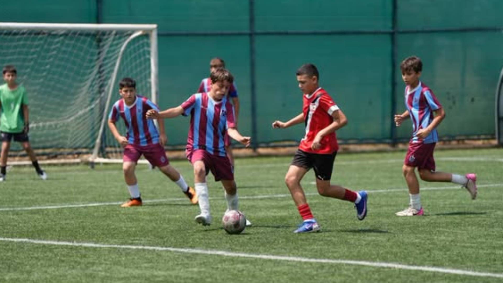 U12 Milli Takımımız Trabzon’da fırtına gibi esiyor