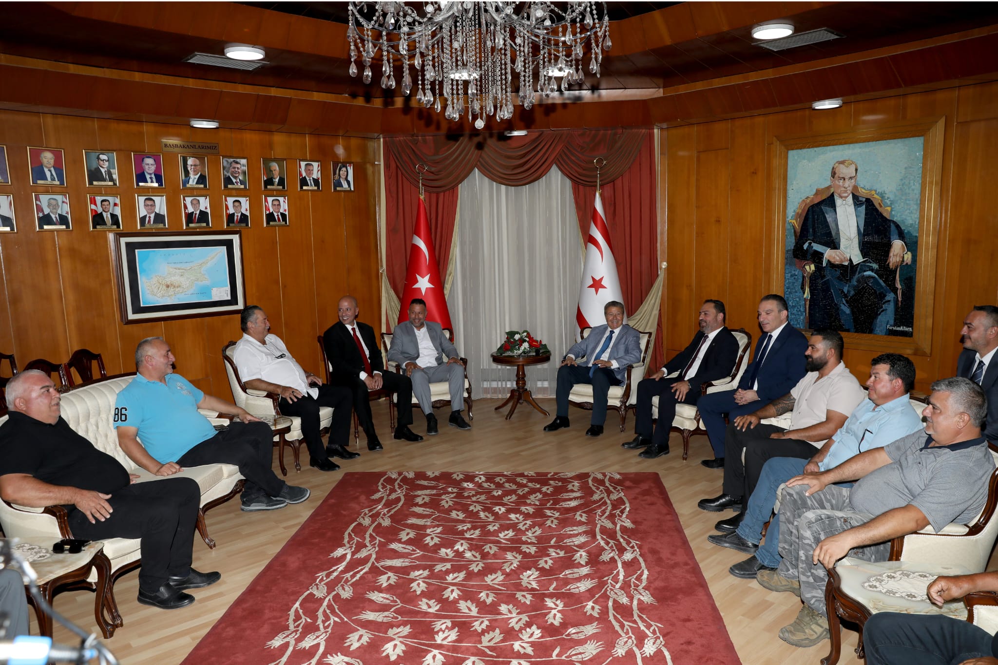 Üretici’den, Başbakan Üstel’e teşekkür ziyareti