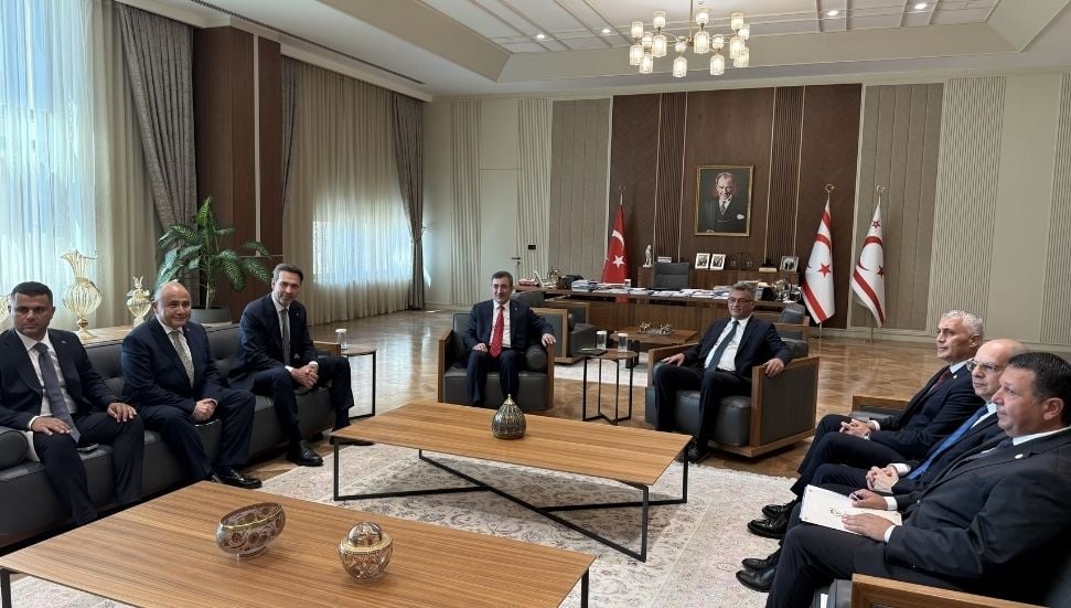 Tufan Erhürman, Cevdet Yılmaz’ı kabul etti