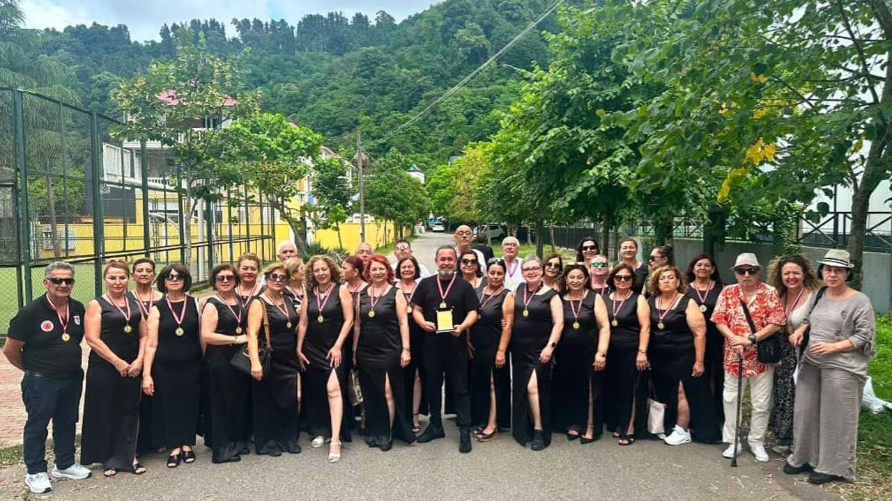 Gönyeli Yükseliş Korosu, Batum’da iki konser verdi