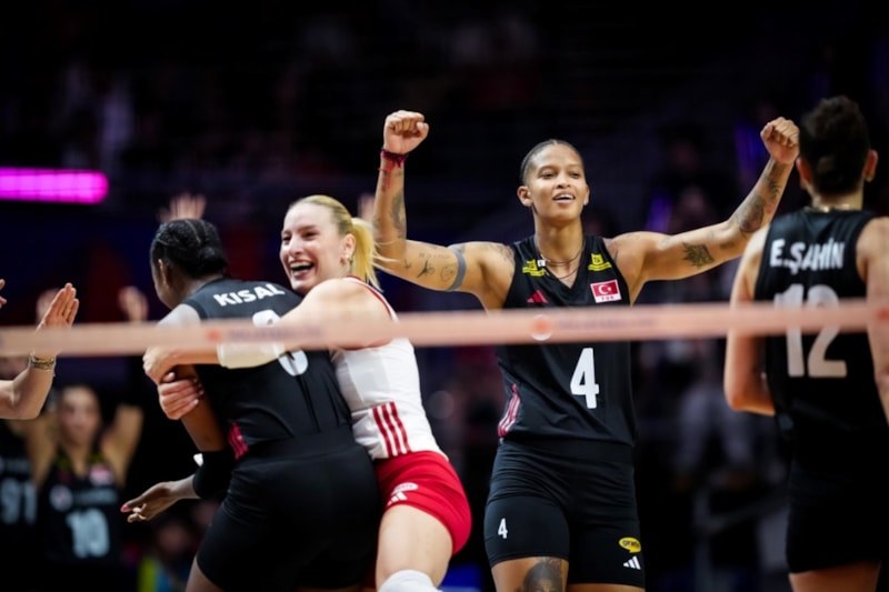 Türkiye A Milli Kadın Voleybol Takımı, Japonya’yı devirdi