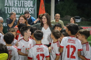 28. Naci Talat Halı Saha Futbol Anı Turnuvası’nda U10 kategorisi maçları gerçekleştirildi