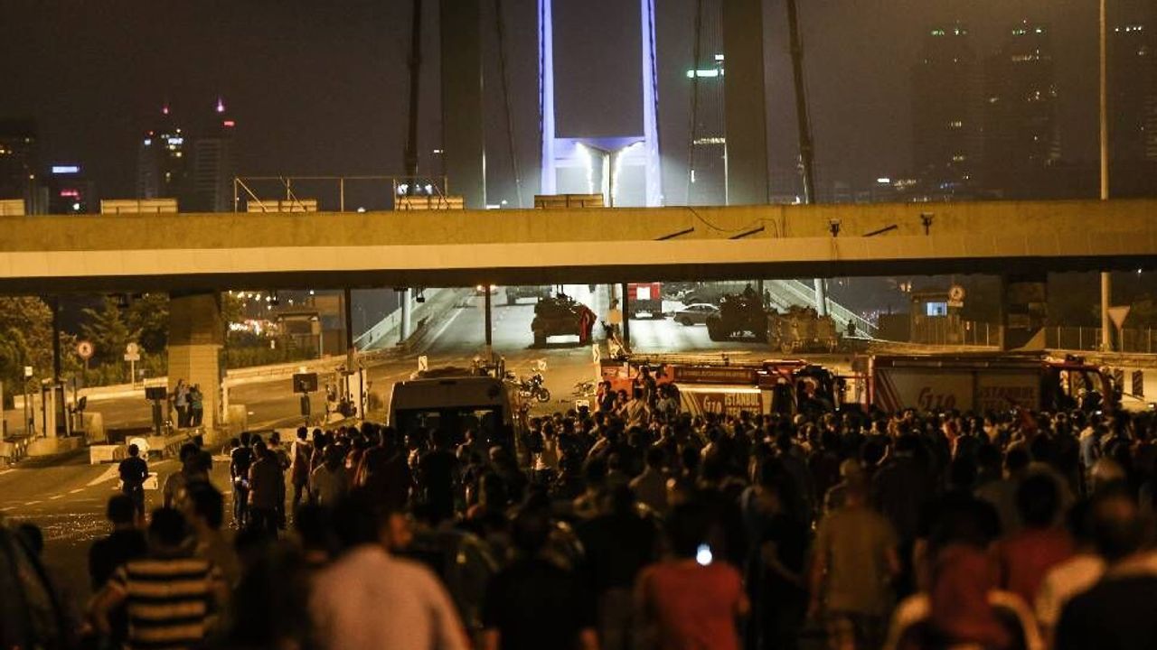 Bakanlardan 15 Temmuz mesajı: Hiçbir güç milli iradenin üzerinde değil