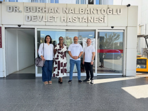 Dünya Tabipler Birliği Başkanı Kitulu, Dr. Burhan Nalbantoğlu Devlet Hastanesi’ni ziyaret etti