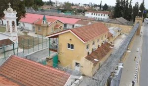 Rum Merkezi Cezaevi’nde isyan: Mahkumlar yangın çıkardı