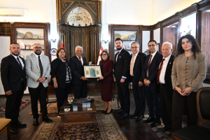 Özçınar, Gaziantep Büyükşehir Belediye Başkanı Şahin ile görüştü