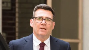 İngiltere İşçi Partisi liderliğine seçilen Andy Burnham, ülkenin yeni başbakanı oldu