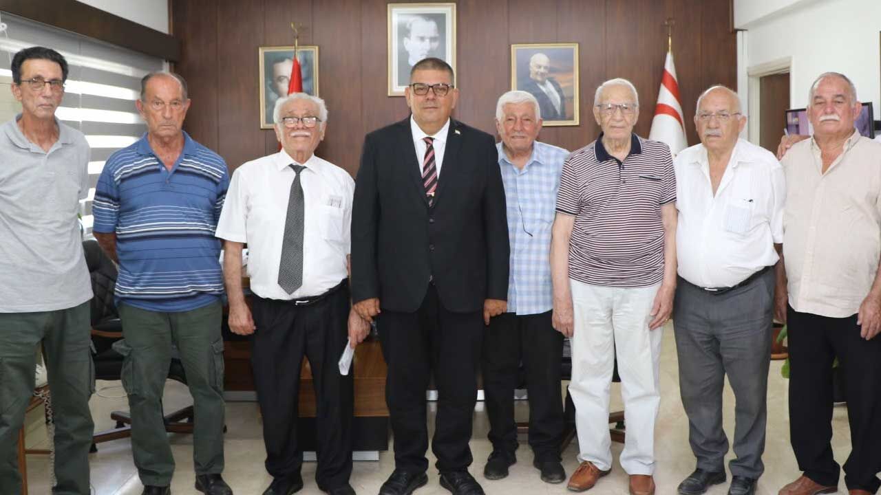 Berova, Emekli Mücahitler Derneği heyetini kabul etti