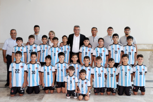 Erhürman, Alayköy Gençlik ve Spor Kulübü heyetini kabul etti