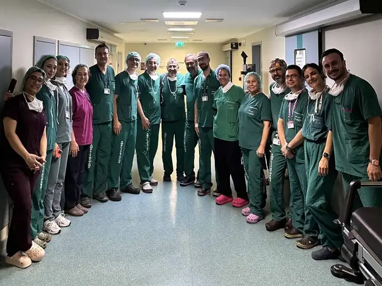 Kıbrıslı Türk Prof. Dr. Özgür Deren’in ekibinden Türkiye’de bir ilk