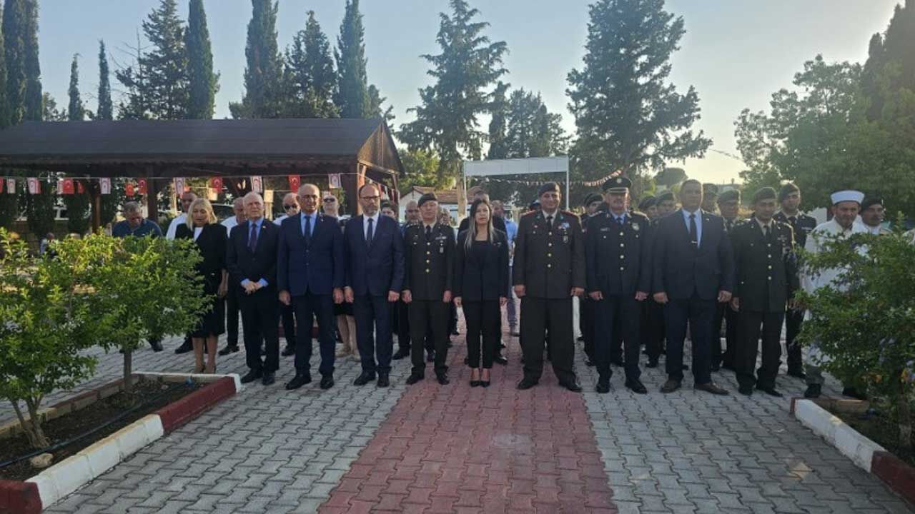 Tuzla şehitleri anıldı
