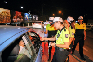 Ülke genelinde asayiş ve trafik denetimi: Bin 956 yasal işlem, 47 tutuklu