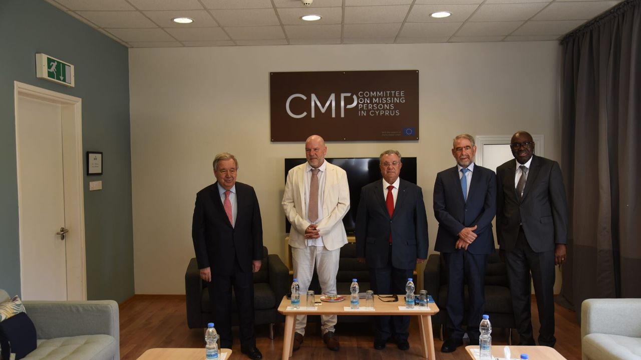 Guterres, ara bölgedeki Kayıp Şahıslar Komitesi Antropoloji Laboratuvarı’nı ziyaret etti