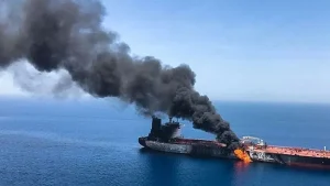 Yemen’deki Husiler, Suudi Arabistan’a ait petrol tankerini hedef aldığını duyurdu