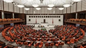 Türkiye’de öğrenci affını içeren kanun teklifi Meclis’ten geçti