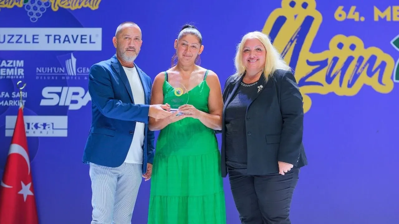 64. Geleneksel Mehmetçik Üzüm Festivali görkemli bir törenle başladı
