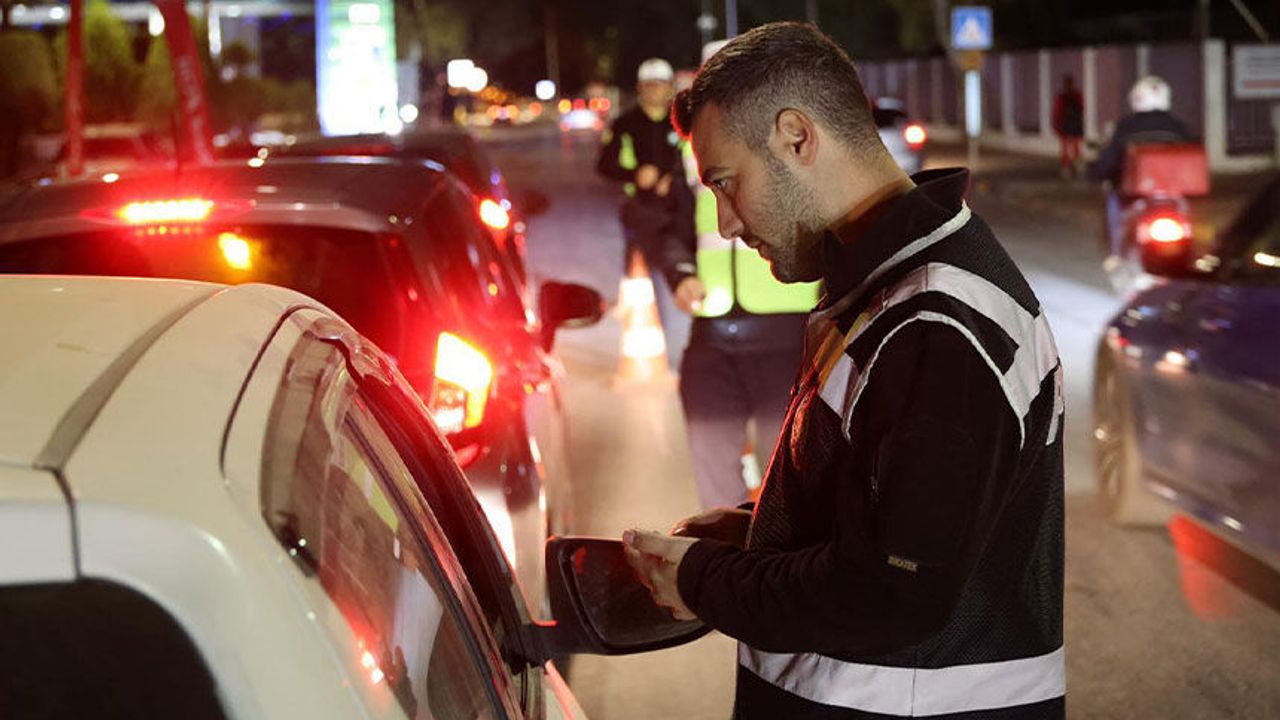 Trafik denetimlerinde 520 rapor, 48 araca trafikten men, 3 tutuklu…