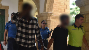 Biri 143, diğeri bin 320 gündür kaçak