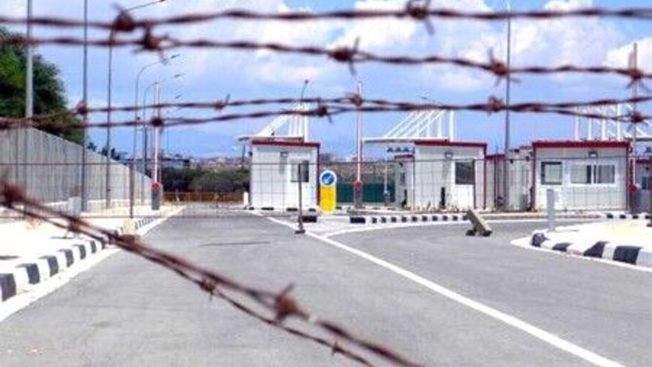Derinya Sınır Kapısı’nda geçişler normale döndü