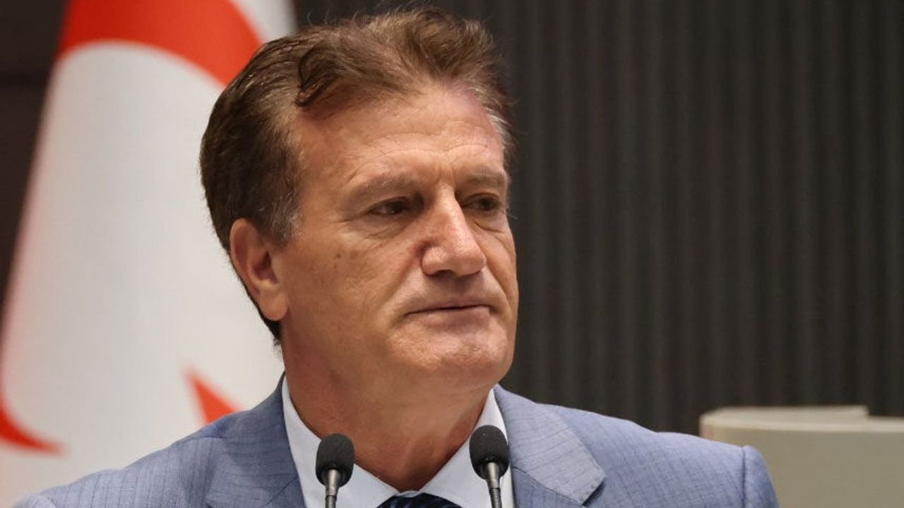 Arıklı'dan "Kıbrıslı düşmanı" ifadelerine tepki: Benim kumaşımdan Kıbrıslı Türk Düşmanı falan çıkmaz