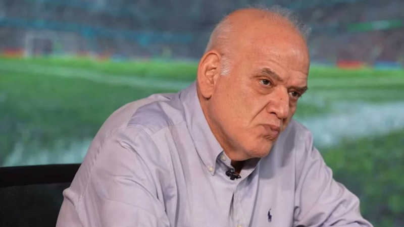 Ahmet Çakar’dan Aleksey Batrakov yorumu: Olaitan’ın kramponlarını taşır!