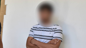 Annesinin doğum gününe gitti diye sevgilisini darp etti!