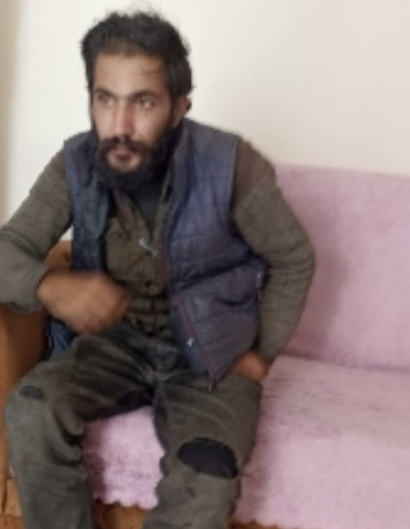 Ağrı’da engelli oğlunu 7 yıl sonra parkta buldu: Üzerine açılan şirketlerle şoke oldu