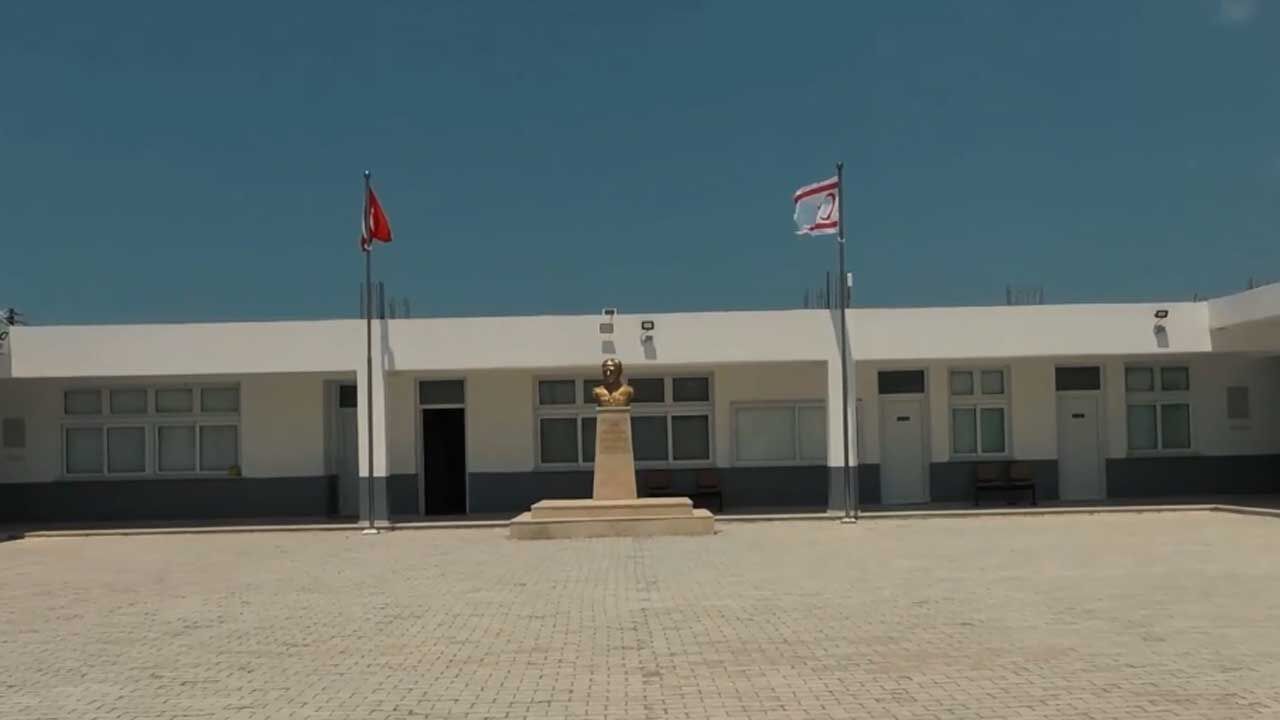 Yeniden inşa edilen Çayırova İlkokulu hizmete girdi