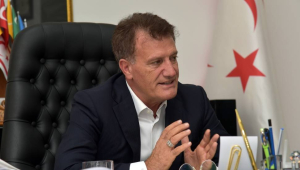 Arıklı, Girne açıklarında bir feribotun battığını, kurtarma çalışmalarına devam ettiklerini bildirdi