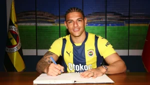 Fenerbahçe Diego Carlos’un yeni kulübünü duyurdu