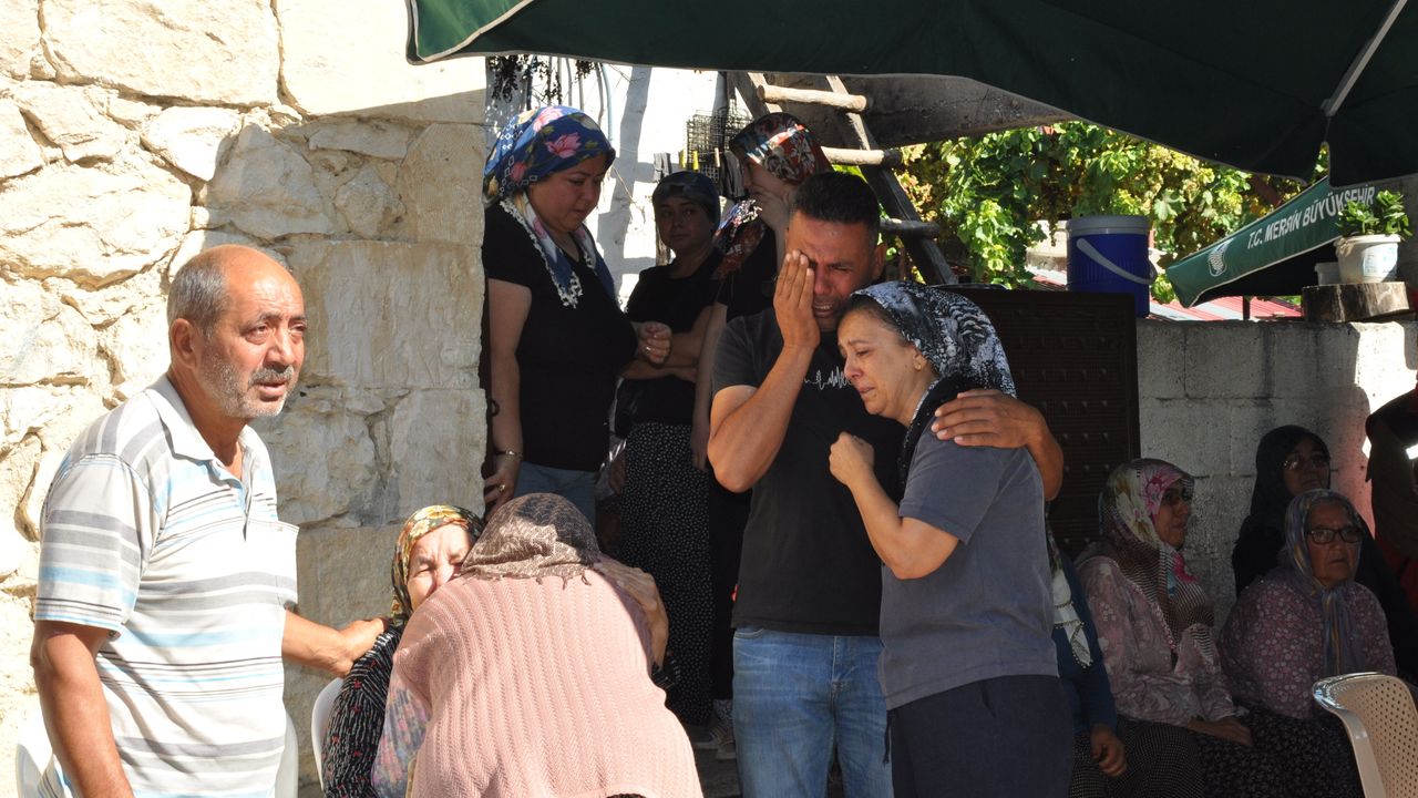 Girne’de gemi kazasında yaşamını yitiren Özdemir'in cenazesi Mersin'de defnedildi