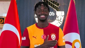 Galatasaray, El Chadaille Bitshiabu transferini KAP’a bildirdi