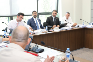 İdari Komite, iki yasa önerisi ve bir yasa tasarısını Genel Kurul’a sevk etti