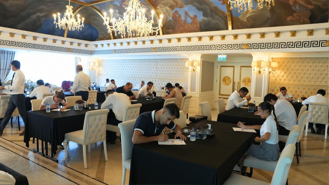 Les Ambassadeurs Hotel & Casino F&M Departmanında Eğitim Sonrası Değerlendirme Sınavı Gerçekleştirildi