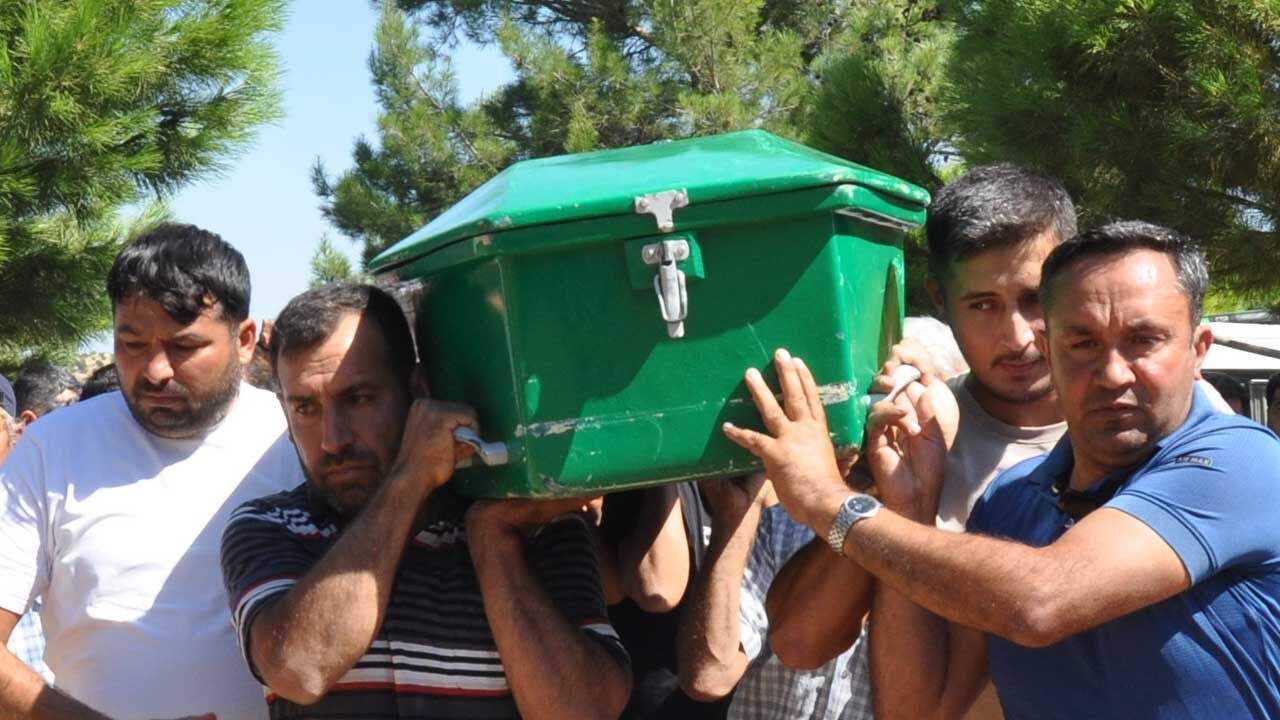 Gemi faciası... Şerif Özdemir'in cenazesi Mersin'de toprağa verildi