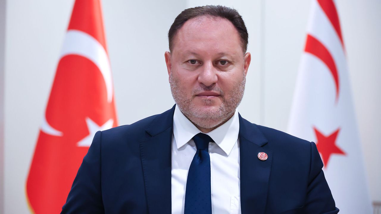 Öztürkler: Bölgemizin silahlanmaya değil, diyaloğa ihtiyacı var