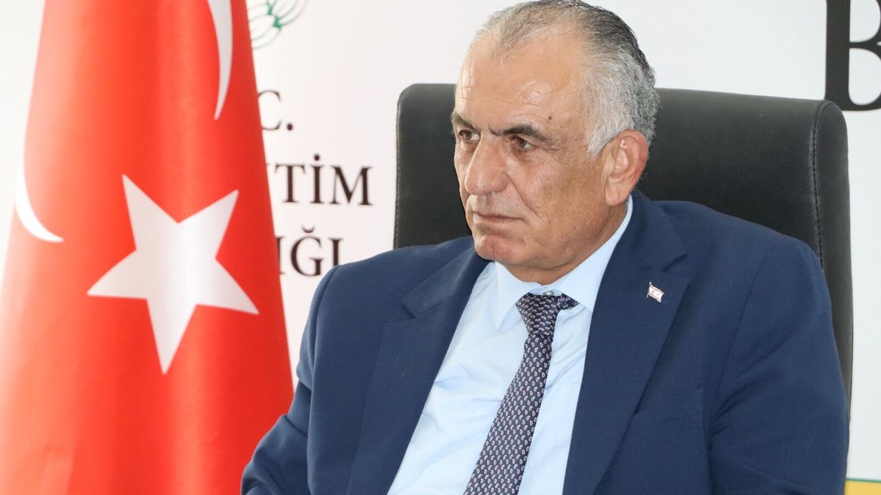 Çavuşoğlu: DAÜ’de münhal ve istihdam talebi olduğu iddiaları gerçeği yansıtmıyor