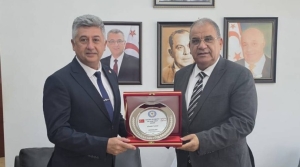 Balaban’dan Bakan Sucuoğlu’na nezaket ziyareti