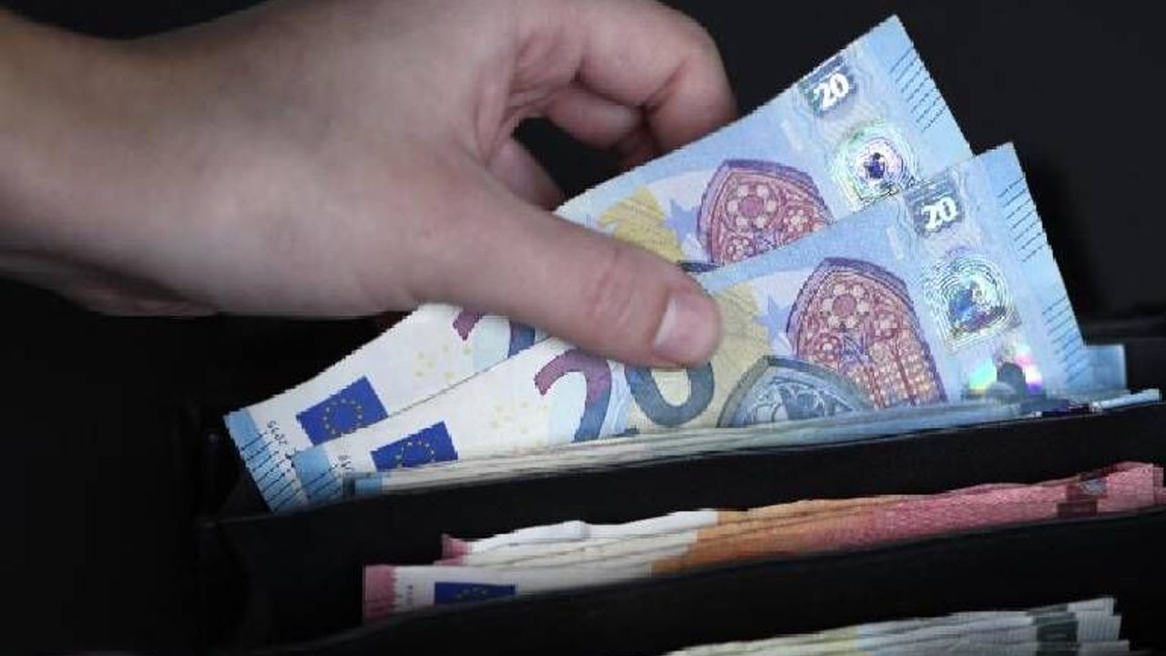 Güney Kıbrıs’ta kadınlar ve erkekler arasındaki maaşlarda eşitsizlik