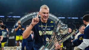 Başantrenörlerin savaşını 6. kez Sarunas Jasikevicius kazandı