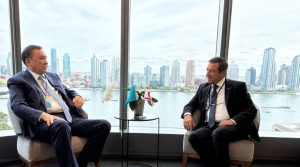 Ertuğruloğlu, Ömüraliyev ile görüştü : KKTC, Türk dünyasının ayrılmaz bir parçası