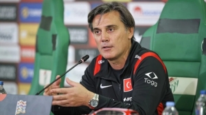 Montella: Yarın sahaya çıktığımda sadece Türkiye için atan bir yüreğim olacak