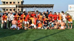 Dumlupınar gençlerinden yarım düzine: 6-1
