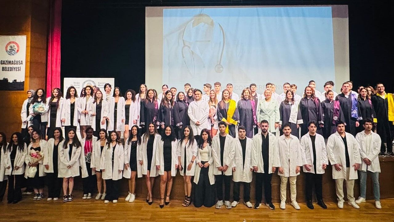 DAÜ Dr. Fazıl Küçük Tıp Fakültesi’nde akademik yıl açılış ve beyaz önlük töreni yapıldı